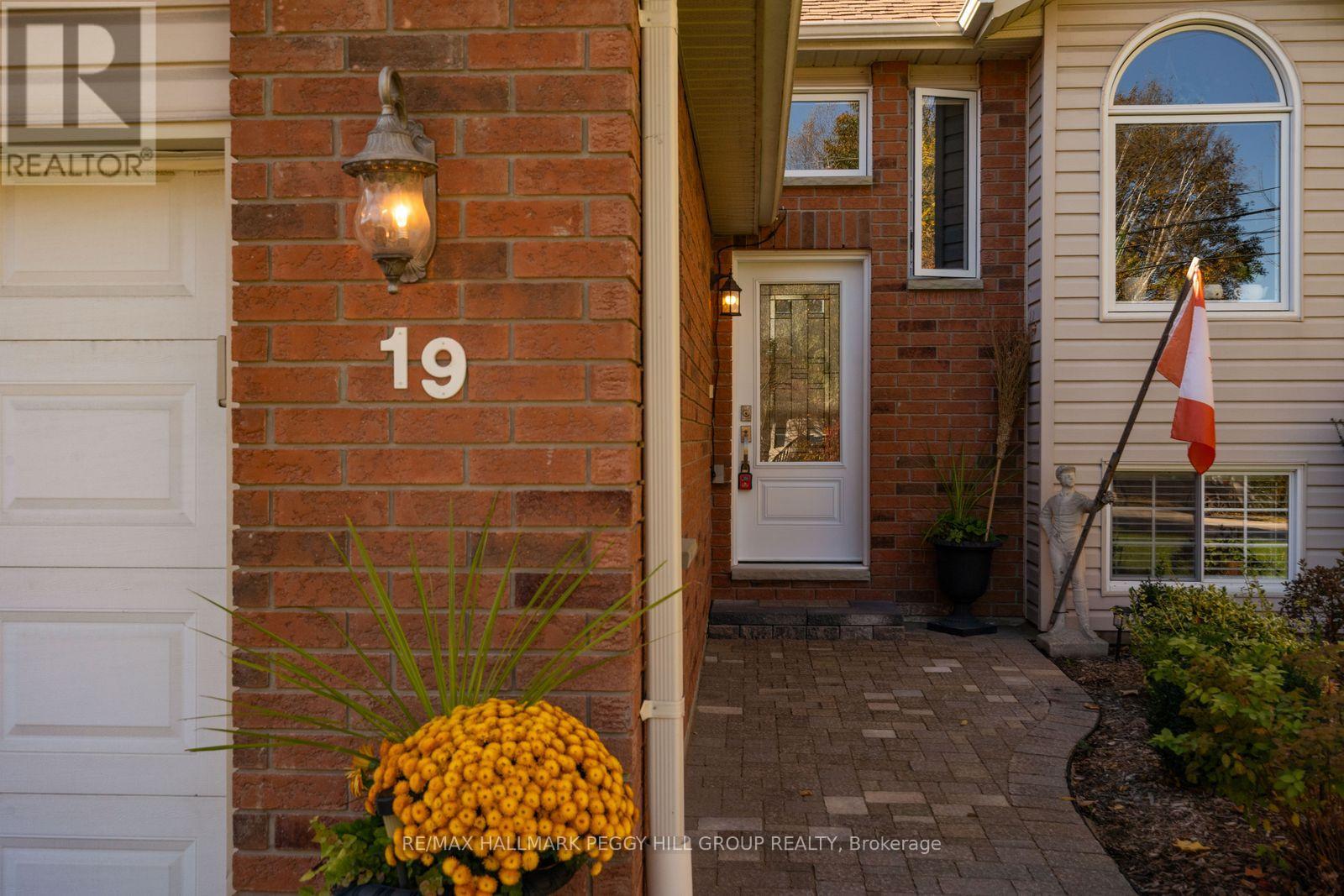 19 VERNON STREET, Essa (Angus) — photo 2