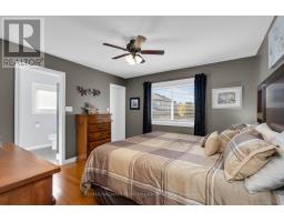 Bedroom 3 - 19 Vernon Street, Essa, ON L3W0V5 Photo 8