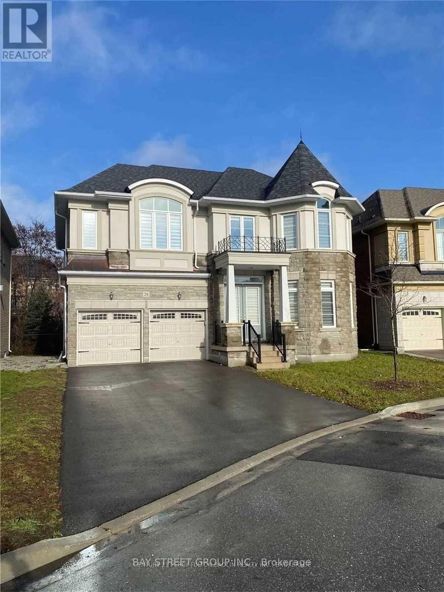 28 MACDONALD COURT, Richmond Hill (Oak Ridges Lake Wilcox)