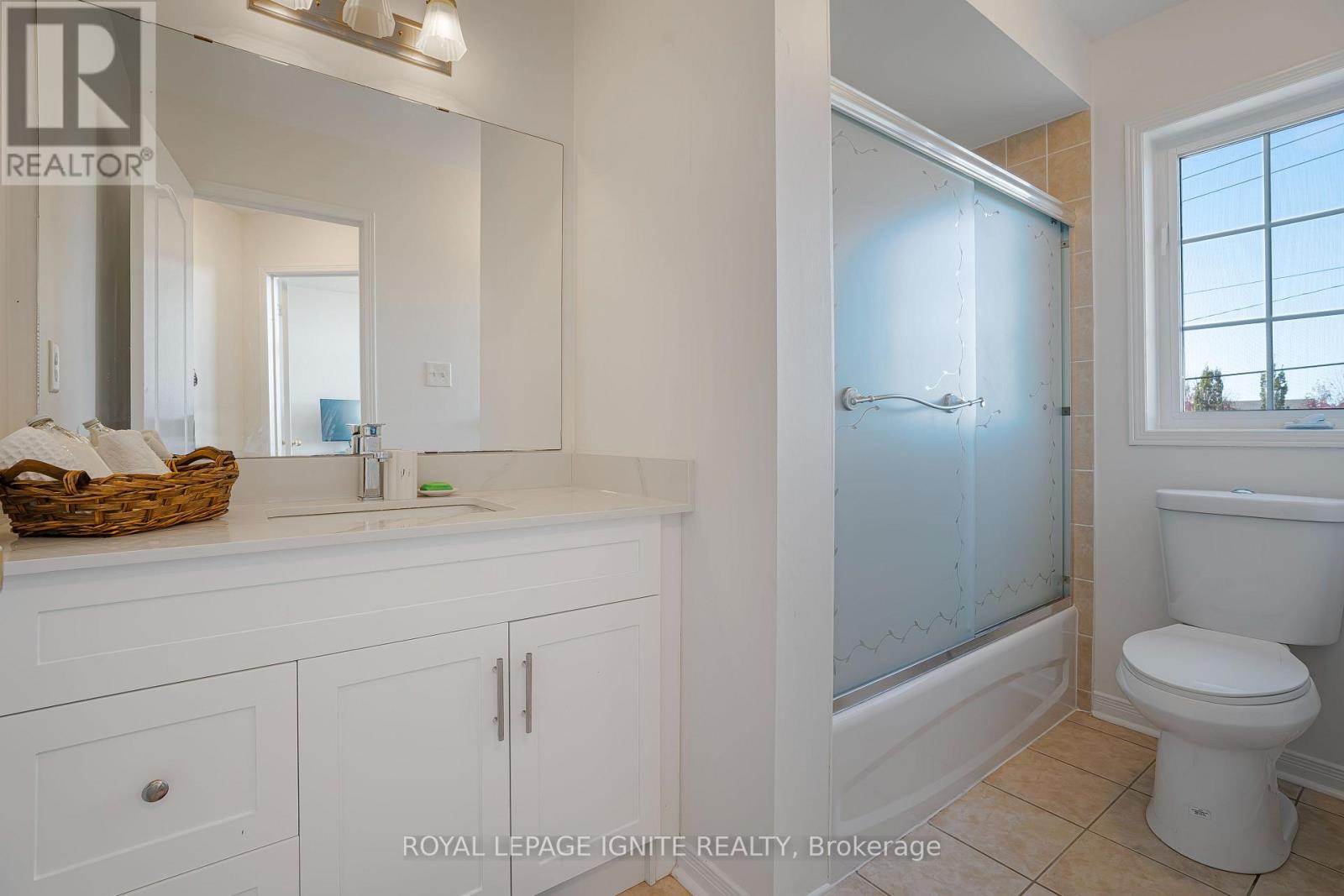34 Pike Lane, Markham, ON photo 32