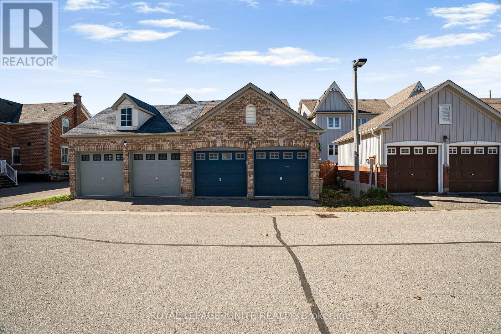 34 Pike Lane, Markham, ON photo 36