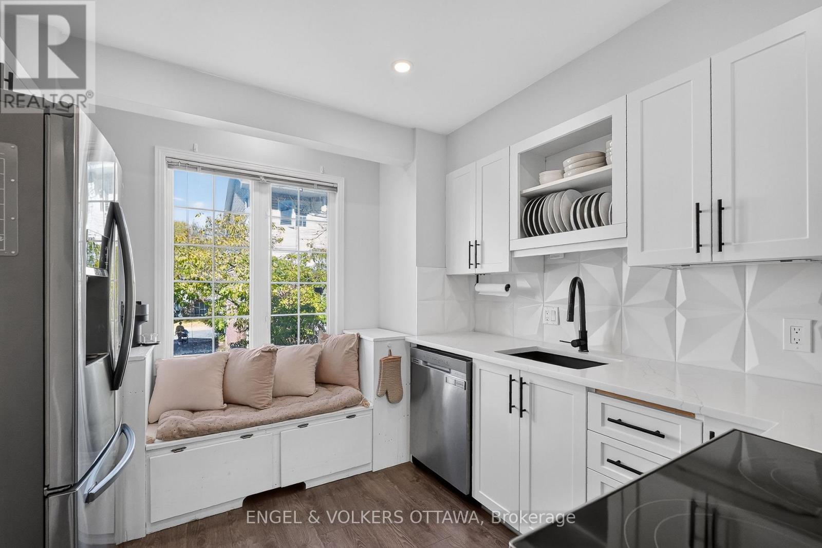 10 - 1160 BELANGER AVENUE, Ottawa — photo 4