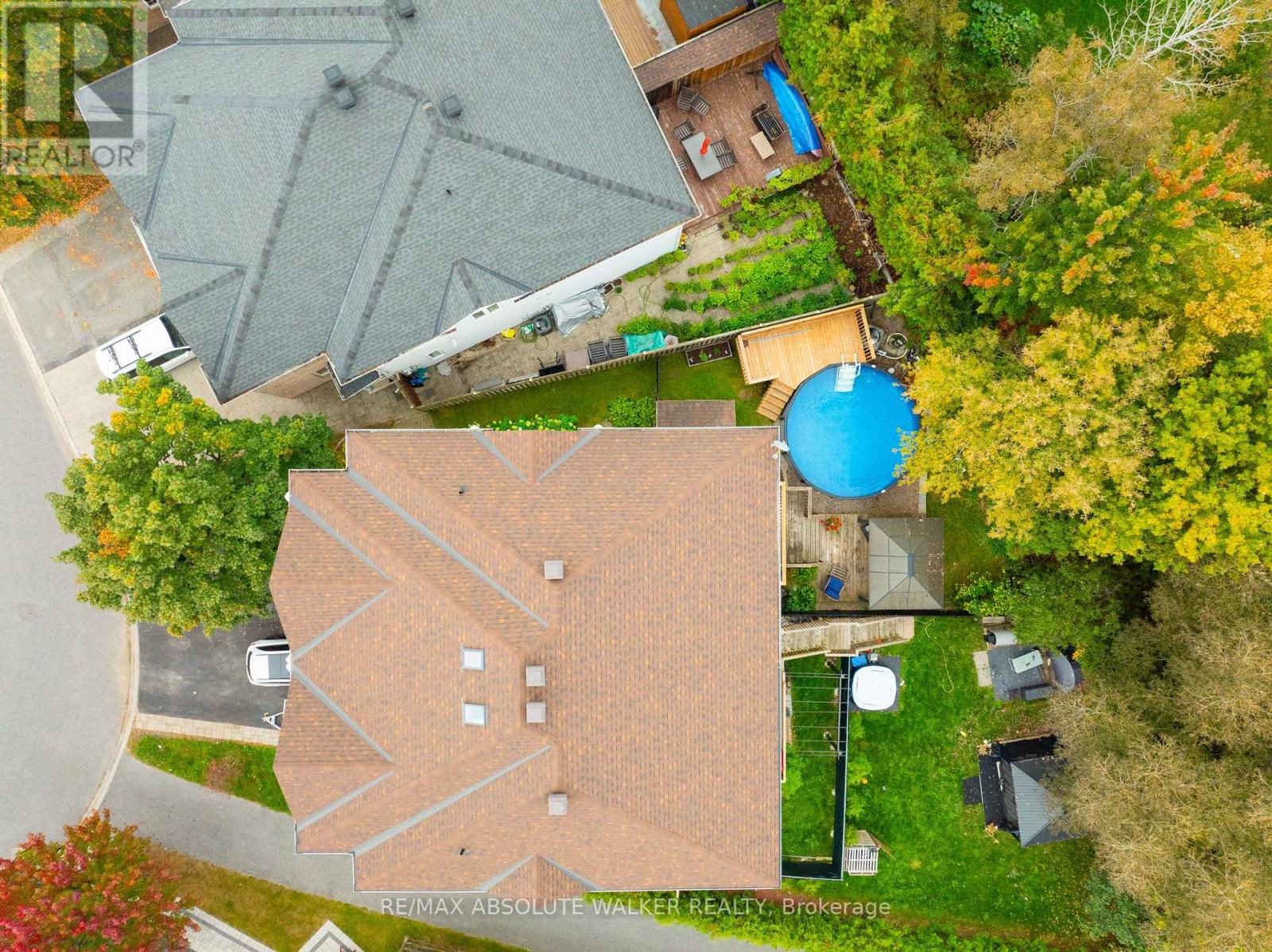 54 CASTLE GLEN CRESCENT, Ottawa — photo 3