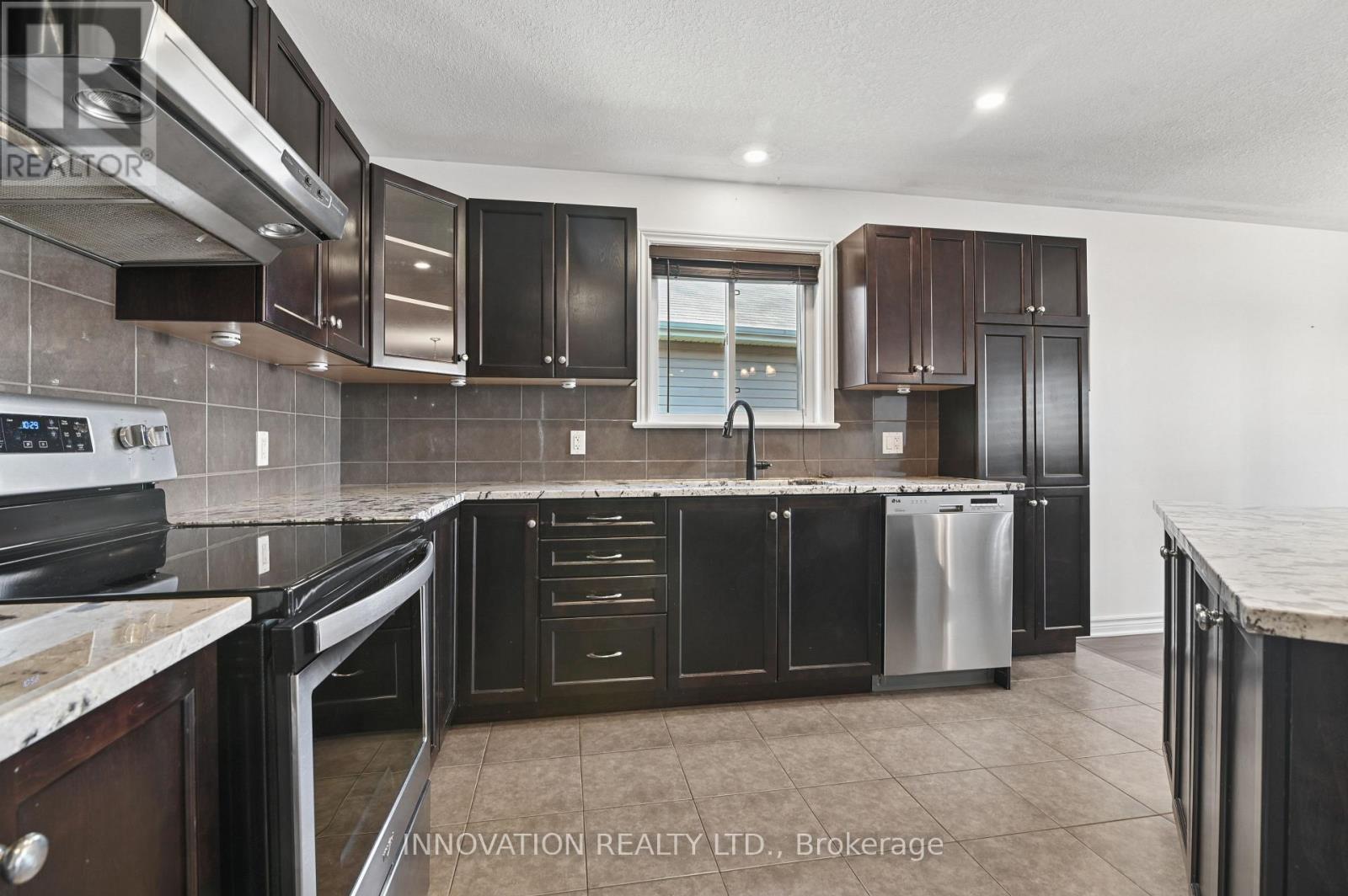 25 WESTERRA WAY N, North Grenville — photo 9