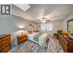 810 10th Avenue, Montrose, BC V0G1P0 Photo 16