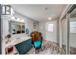 810 10th Avenue, Montrose, BC V0G1P0 Photo 20