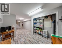 810 10th Avenue, Montrose, BC V0G1P0 Photo 33