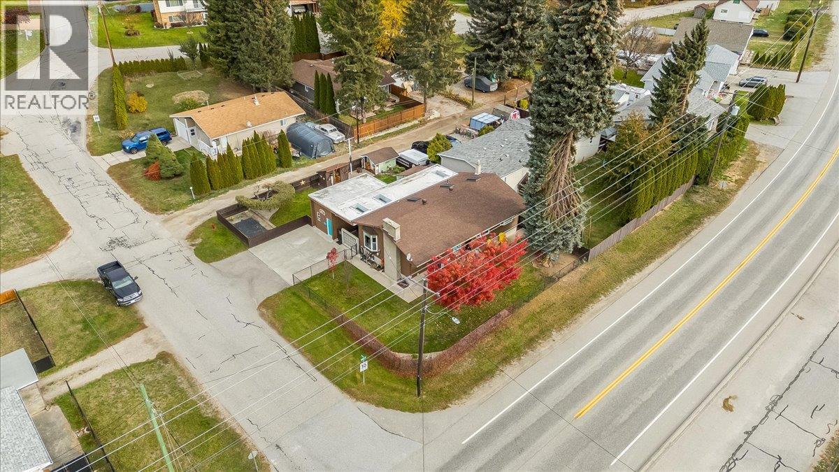 810 10th Avenue - 56
