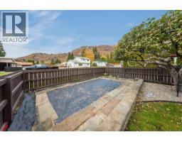 810 10th Avenue, Montrose, BC V0G1P0 Photo 53