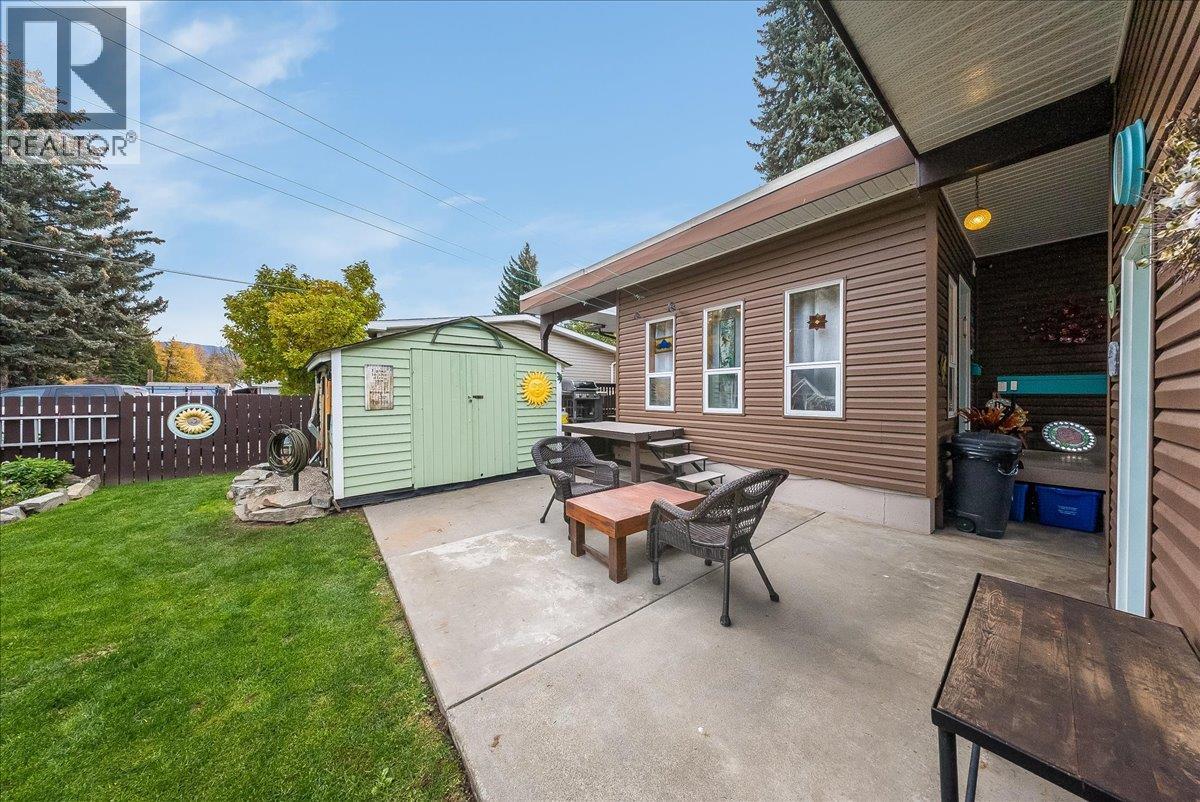 810 10th Avenue - 48