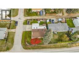 810 10th Avenue, Montrose, BC V0G1P0 Photo 57