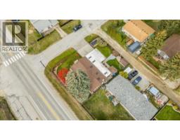 810 10th Avenue, Montrose, BC V0G1P0 Photo 58