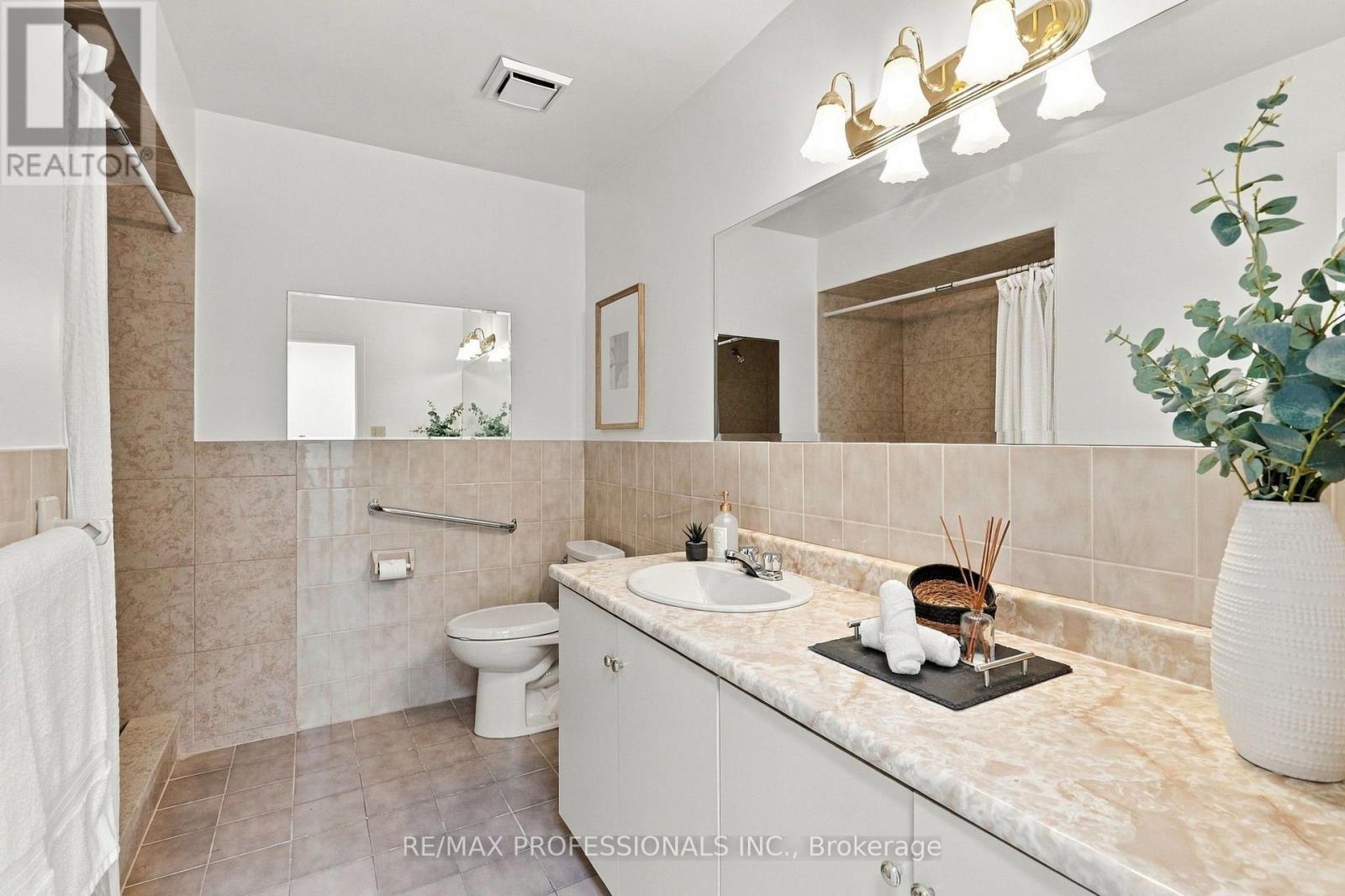 289 F BARTLETT AVENUE - 25