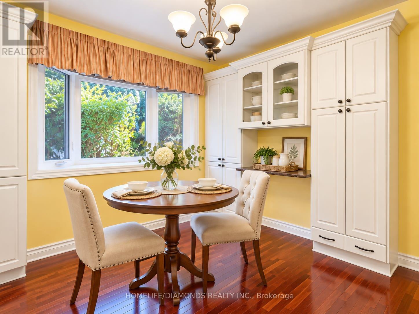 UPPER - 1038 GLENDOR AVENUE, Burlington (Freeman) — photo 4
