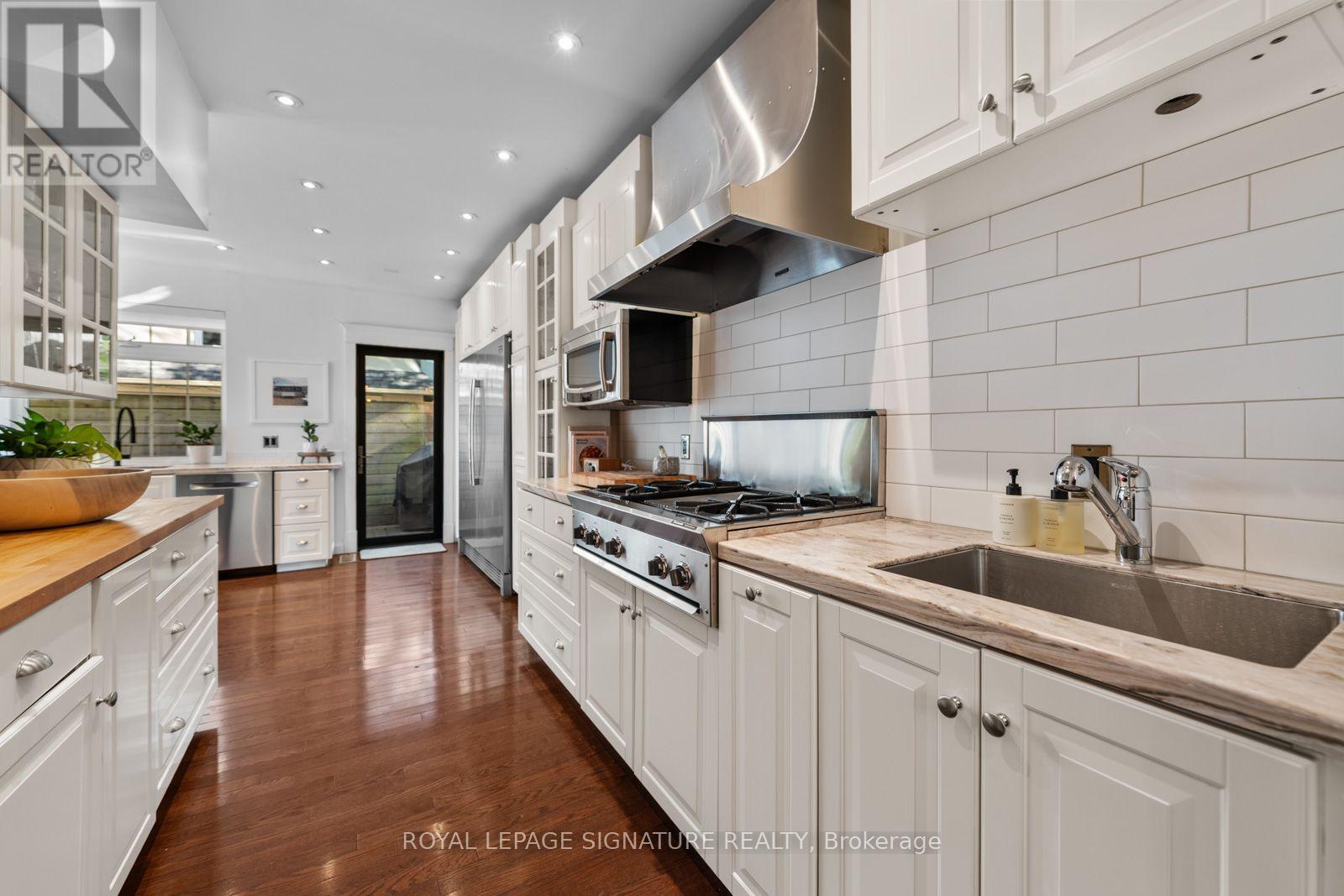 36 Duart Park Road, Toronto, ON photo 20