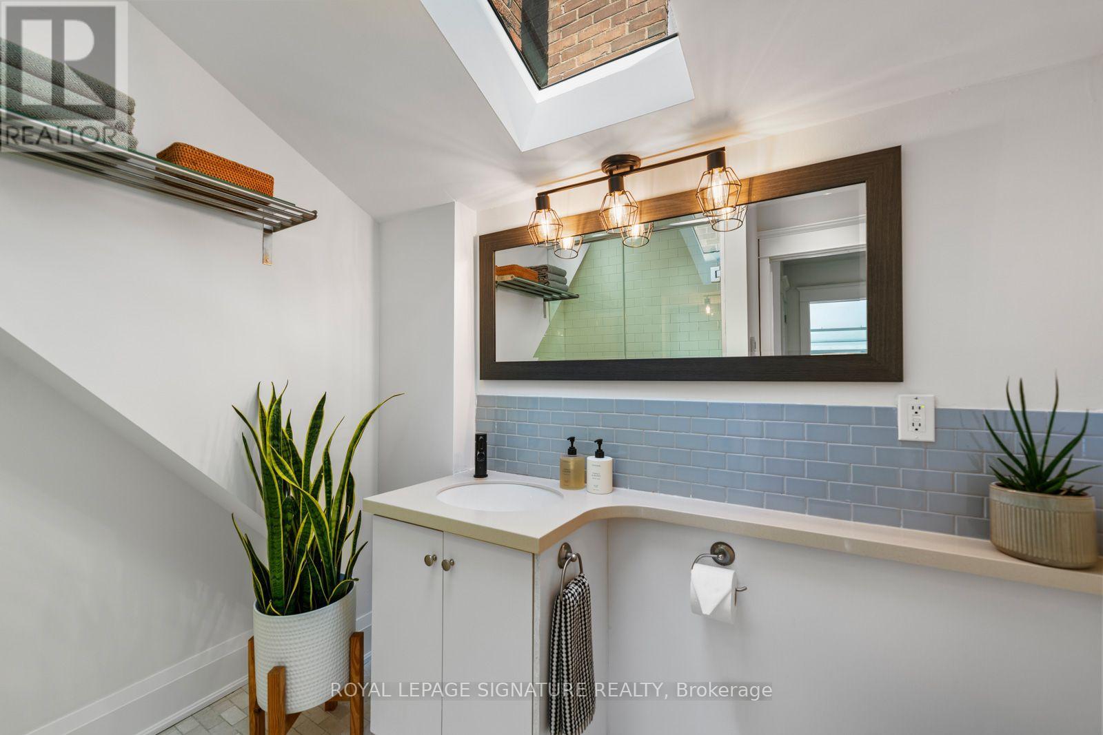 36 Duart Park Road, Toronto, ON photo 24