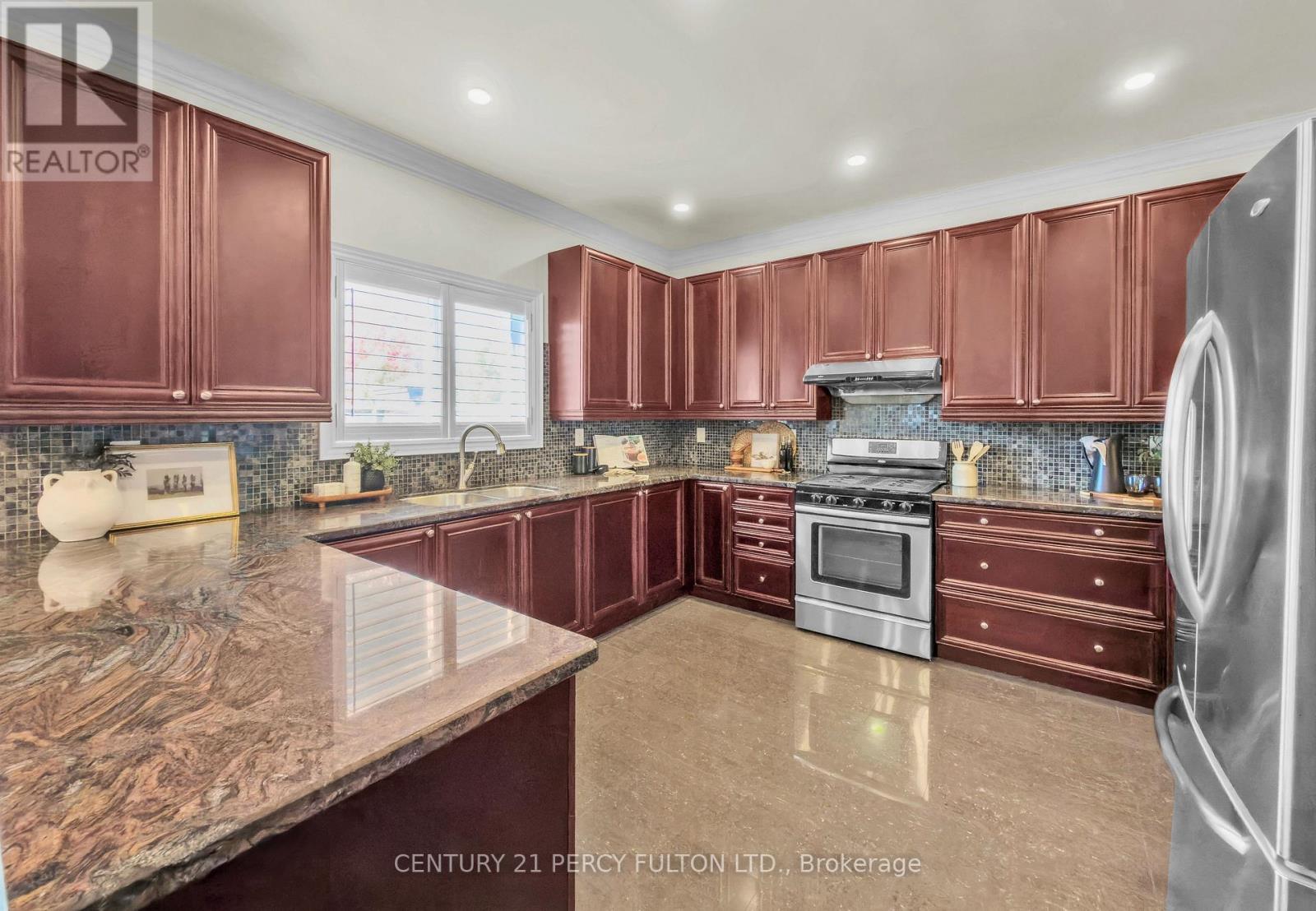 1811 Badgley Court, Oshawa, ON photo 21
