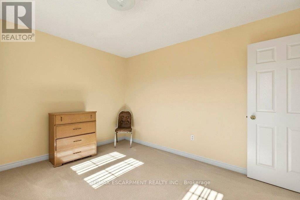 13 Chianti Crescent, Hamilton, ON photo 23