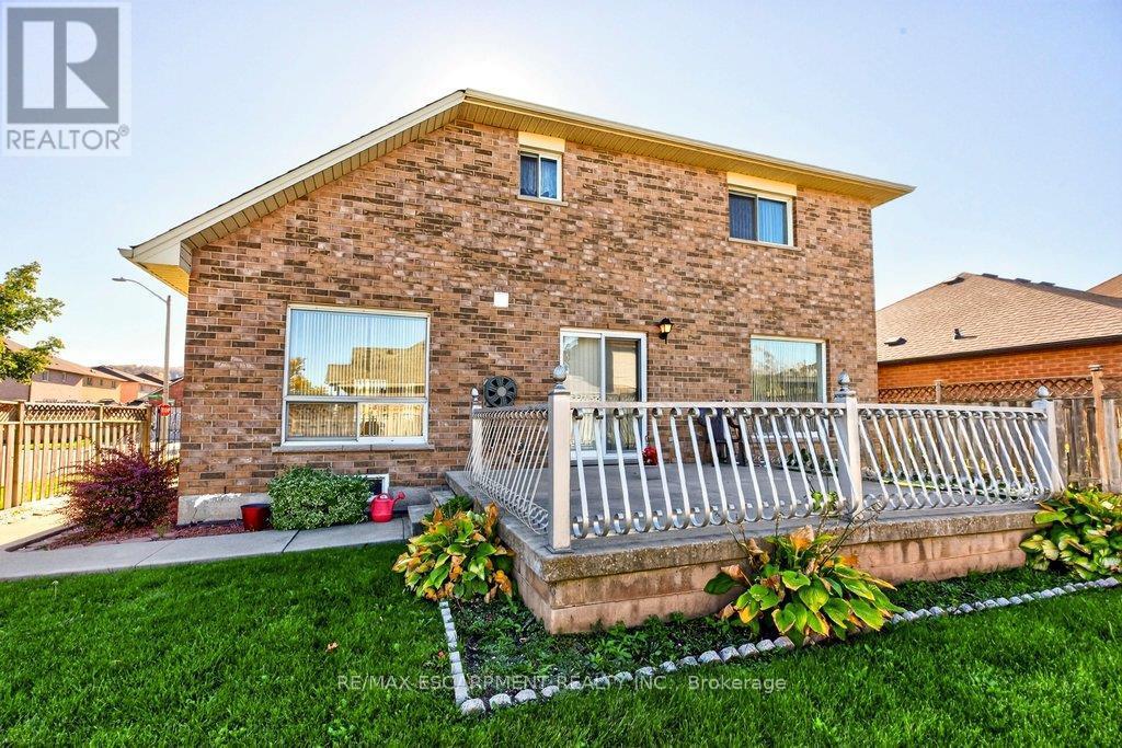 13 Chianti Crescent, Hamilton, ON photo 28