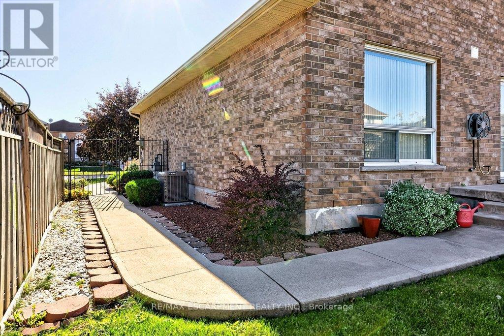 13 Chianti Crescent, Hamilton, ON photo 29