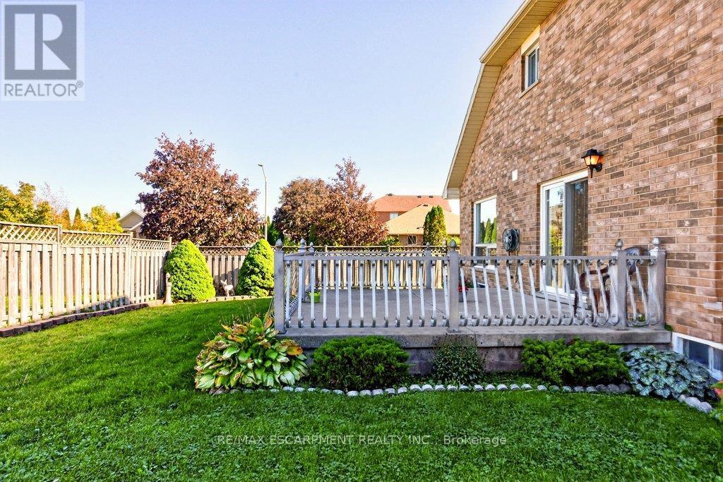 13 Chianti Crescent, Hamilton, ON photo 31