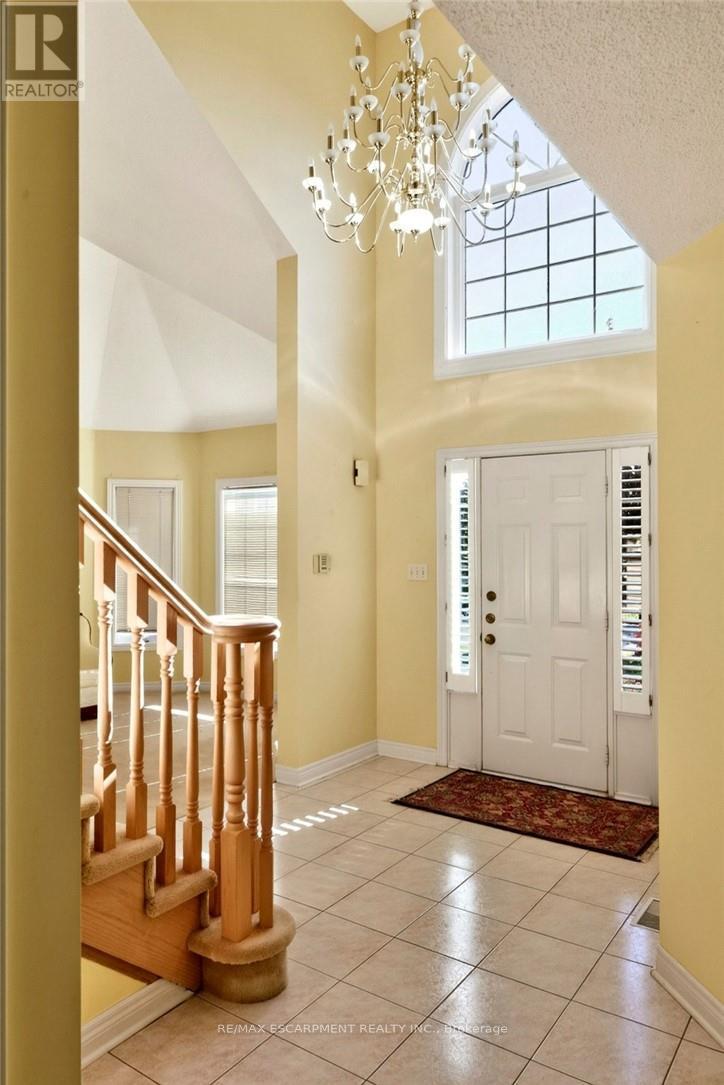 13 CHIANTI CRESCENT, Hamilton (Stoney Creek) — photo 4