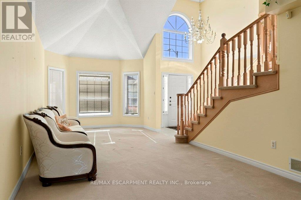 13 CHIANTI CRESCENT, Hamilton (Stoney Creek) — photo 6