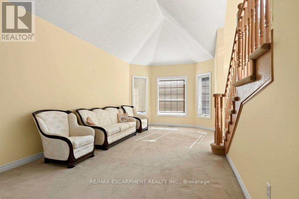 13 CHIANTI CRESCENT, Hamilton (Stoney Creek) — photo 7