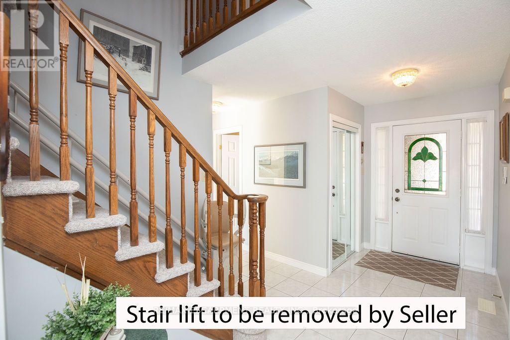 7 FALCONRIDGE Drive, Hamilton, ON photo 19