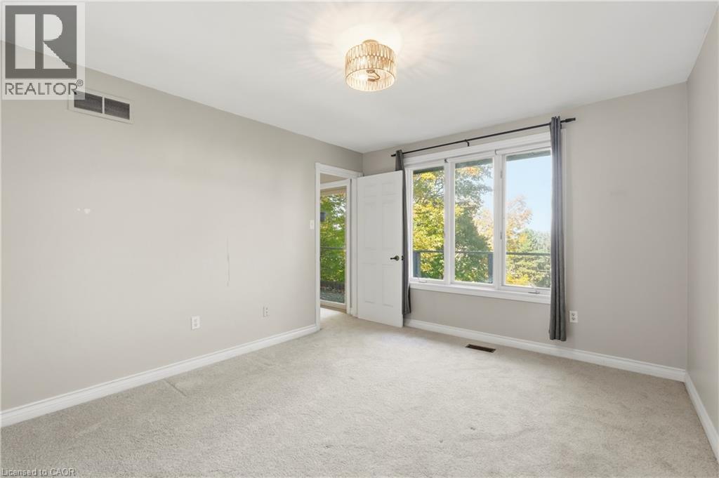 259 MAIN Street W, Grimsby — photo 11