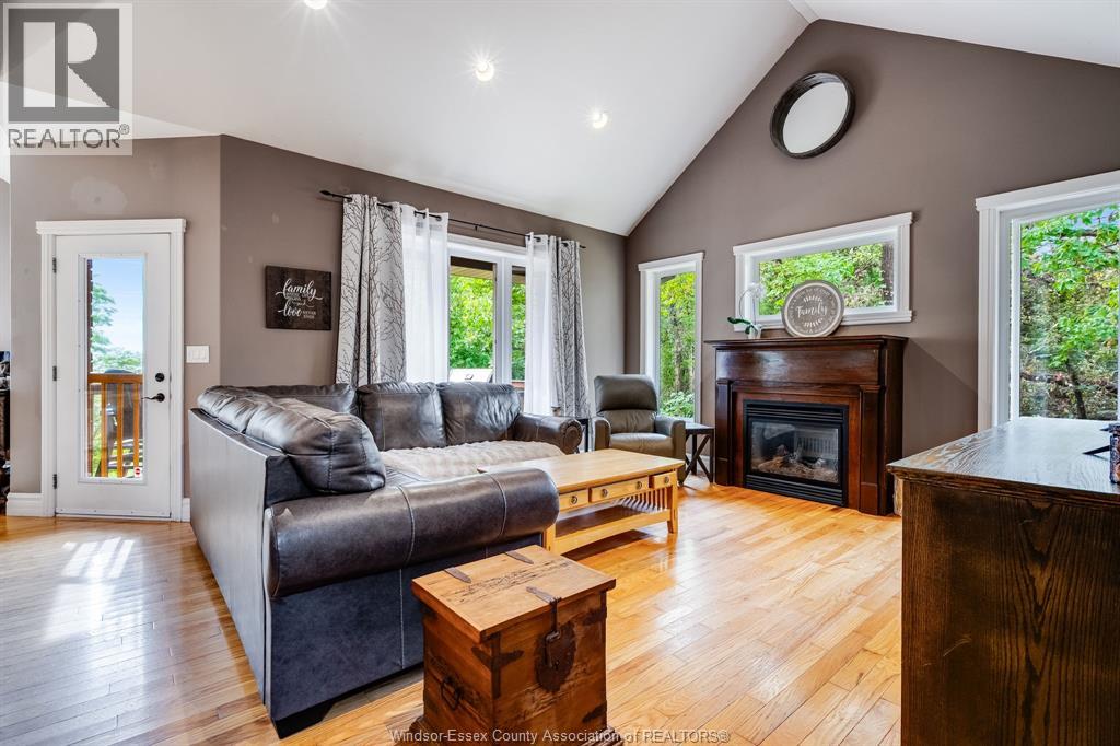 21096 Cemetery ROAD, Wheatley — photo 12