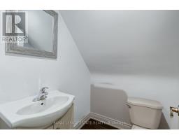 12 Norlong Boulevard, Toronto, ON M4C3W6 Photo 22