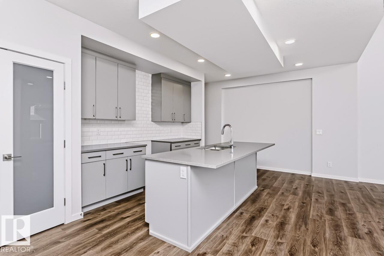46 Chartres Close, photo 9