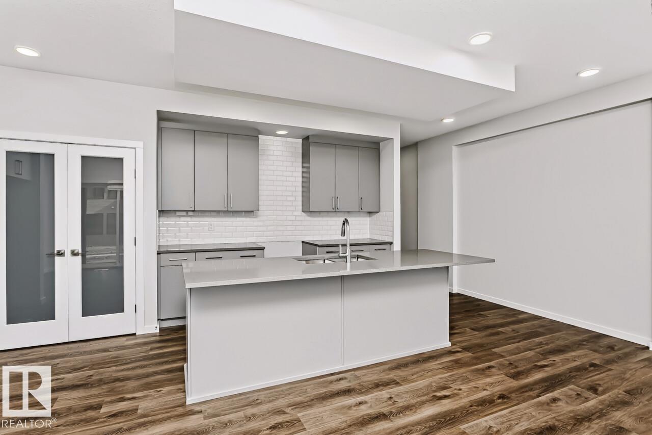 46 Chartres Close, photo 11
