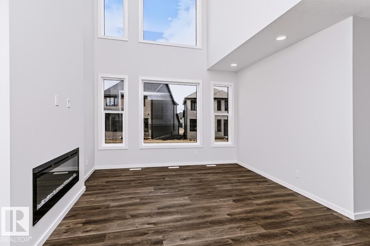 46 Chartres Close, photo 13