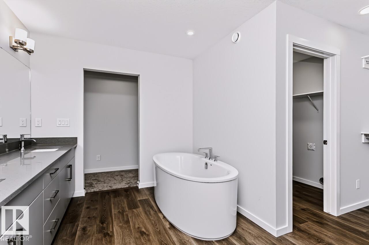 46 Chartres Close, photo 20