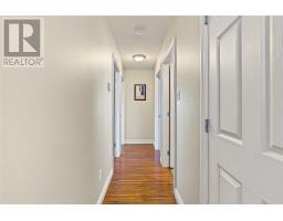 112 Great Eastern Avenue thumbnail 13