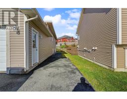 112 Great Eastern Avenue thumbnail 35