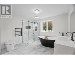 153 Town Circle Road thumbnail 11