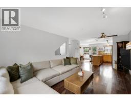 1216 Village Green Way, Squamish, BC V8B0N5 Photo 7