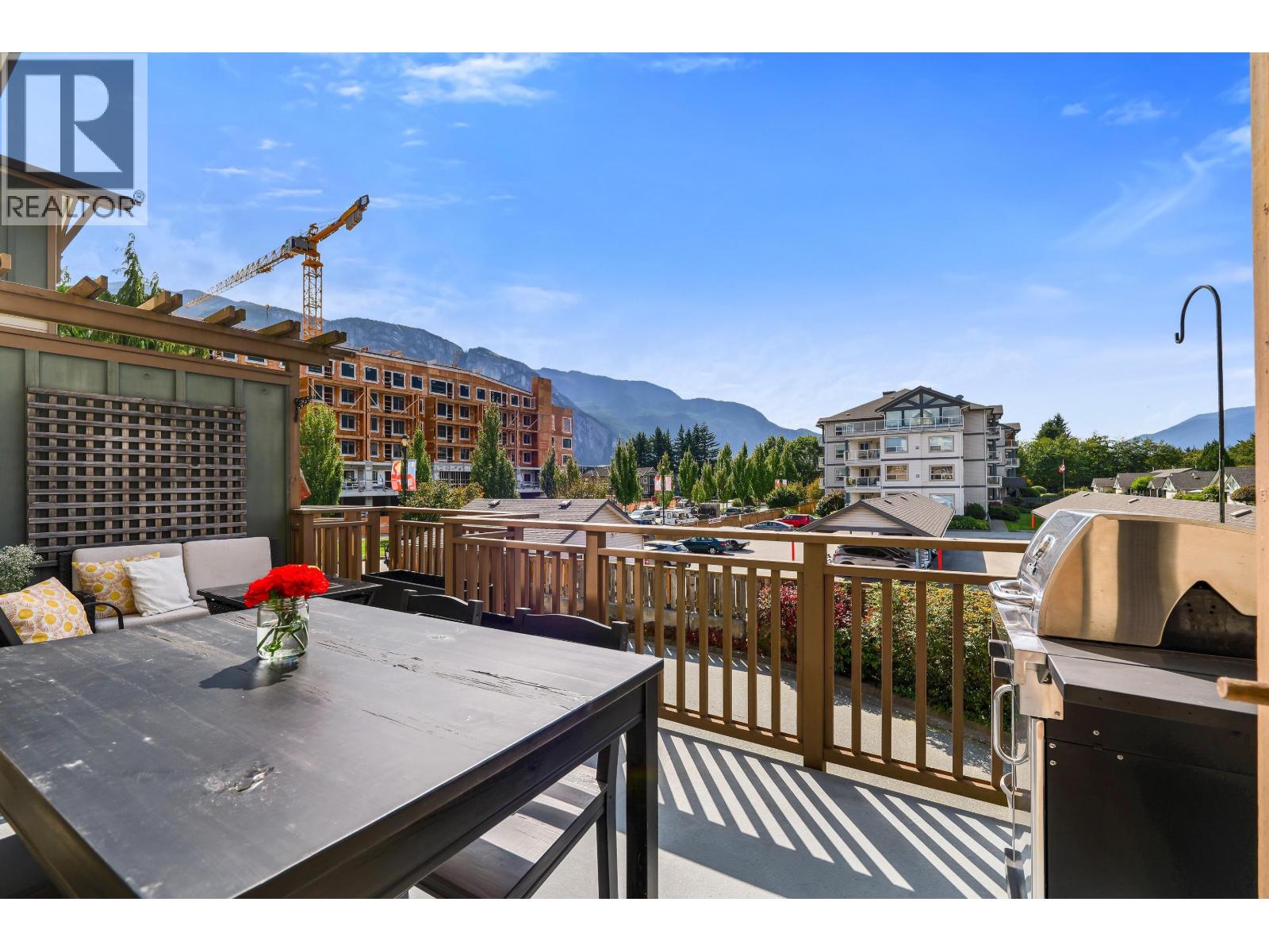 Photo of 1216 VILLAGE GREEN WAY 17