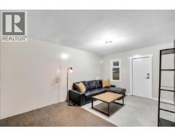 1216 Village Green Way, Squamish, BC V8B0N5 Photo 29