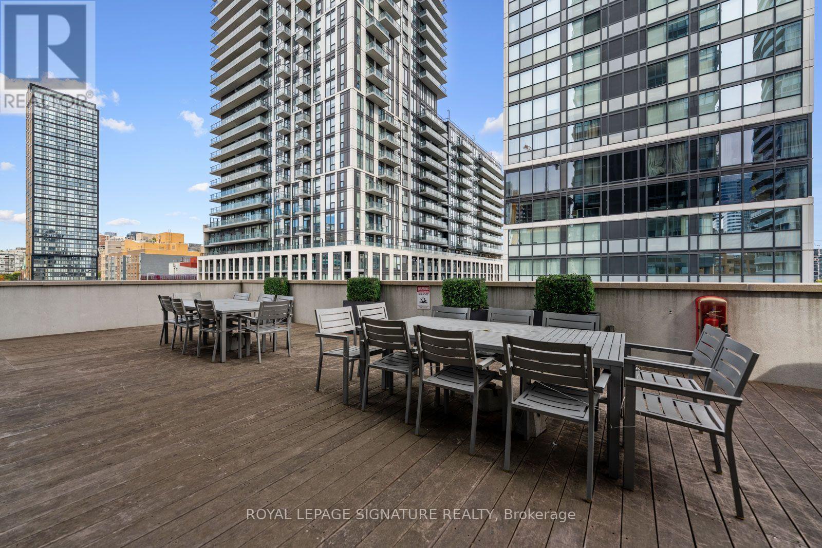 #505 159 DUNDAS STREET E - 34
