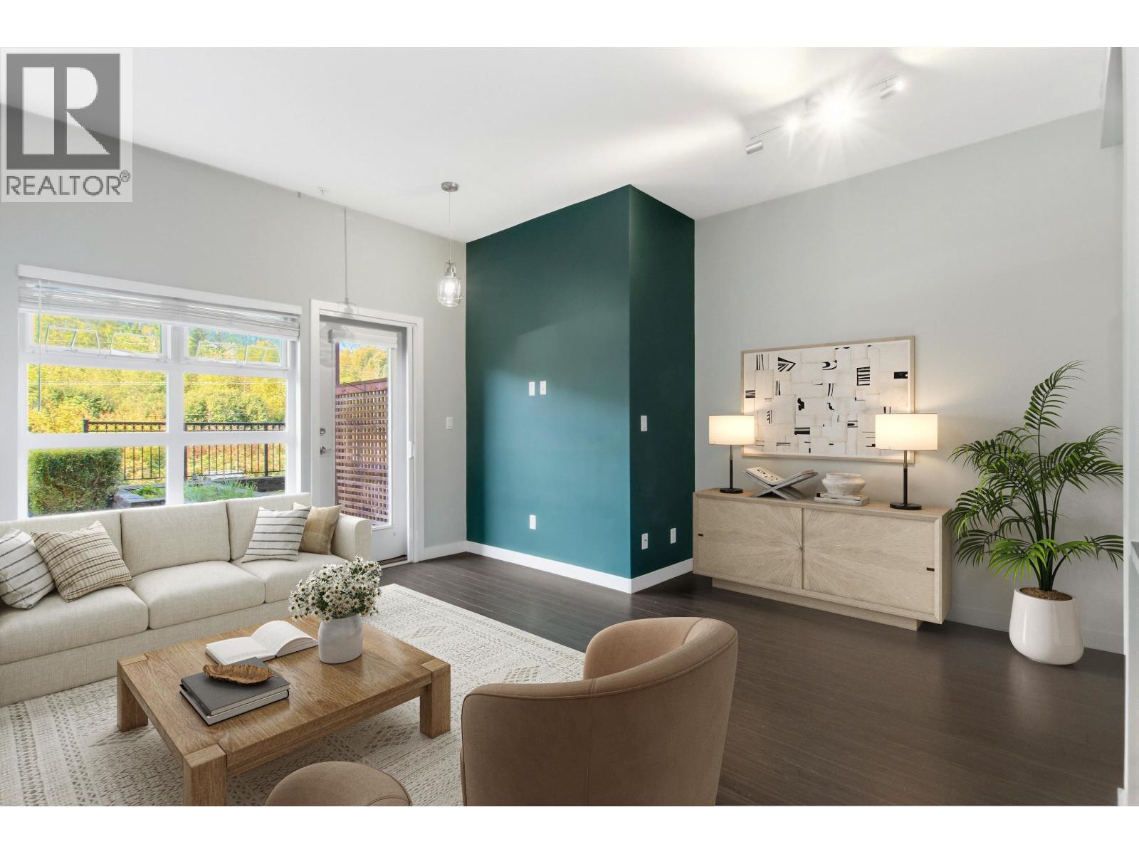 113 41105 TANTALUS ROAD, Squamish - Image 1