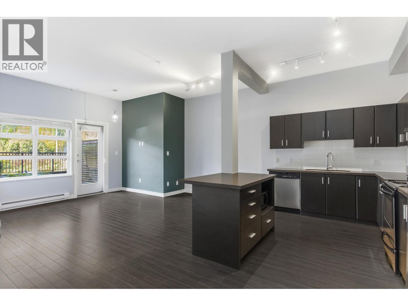 113 41105 TANTALUS ROAD, Squamish - Image 1