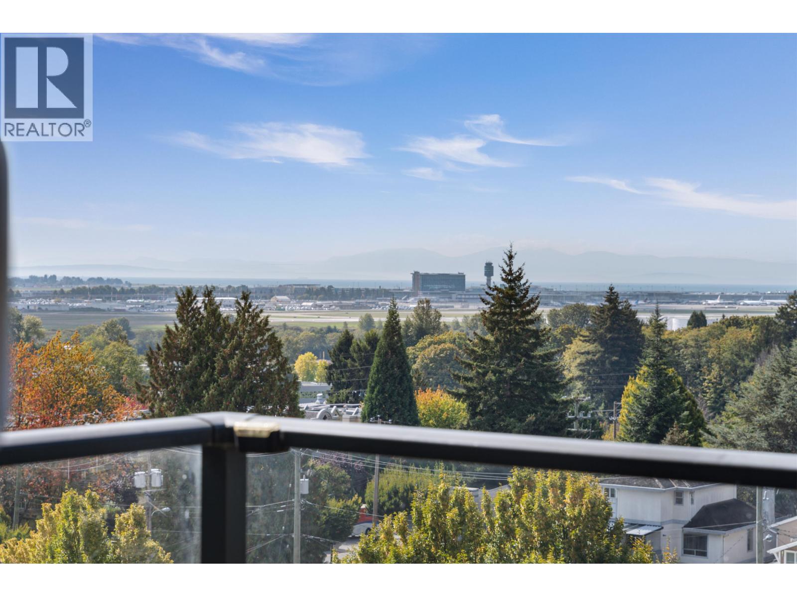 Photo of 915 8488 CORNISH STREET 22