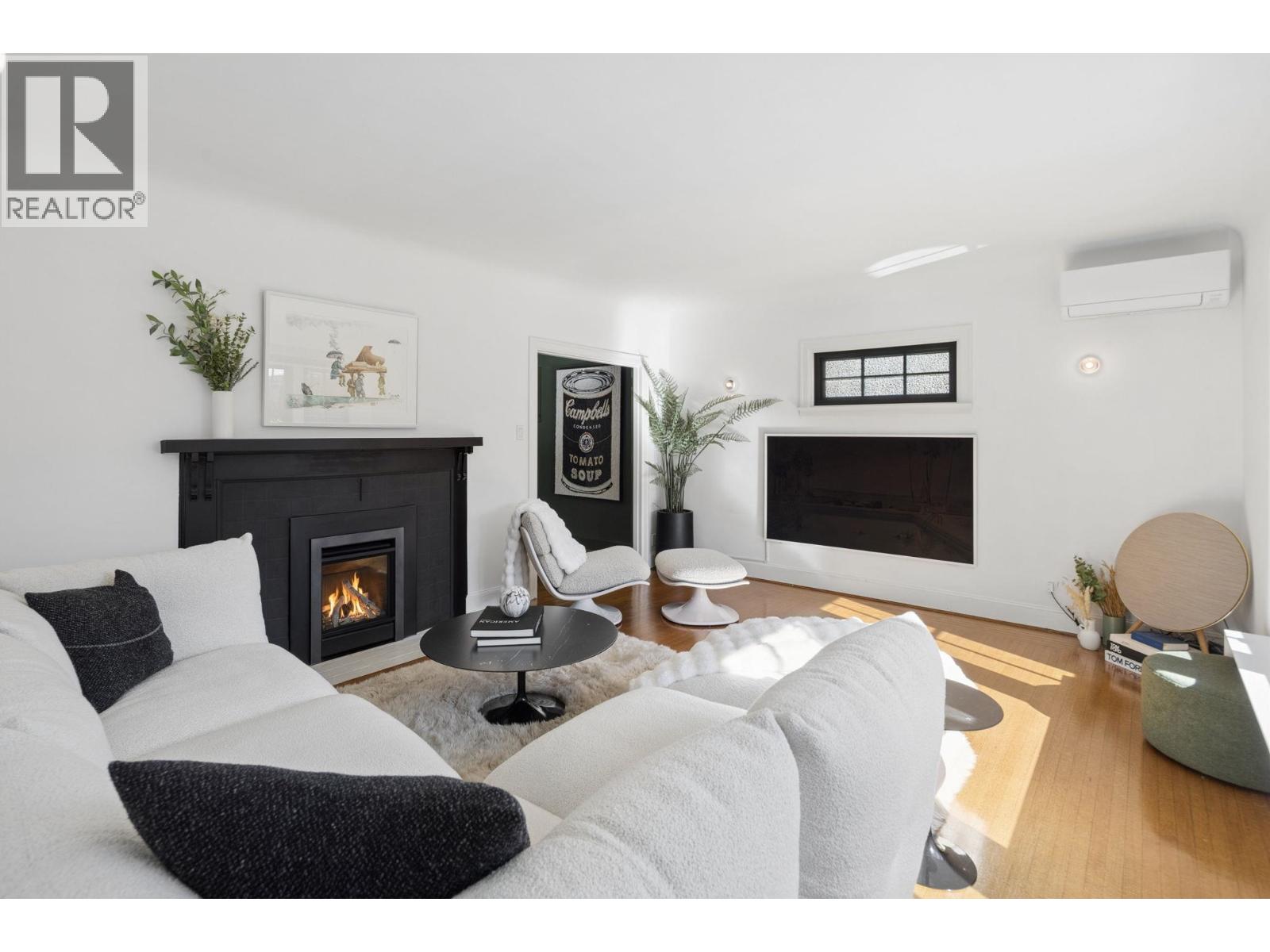 Photo of 3137 W 24TH AVENUE 4
