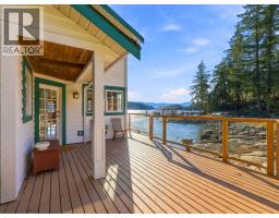13249 Potts Lane, Garden Bay, BC V0N1S1 Photo 10