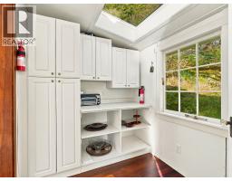 13249 Potts Lane, Garden Bay, BC V0N1S1 Photo 21