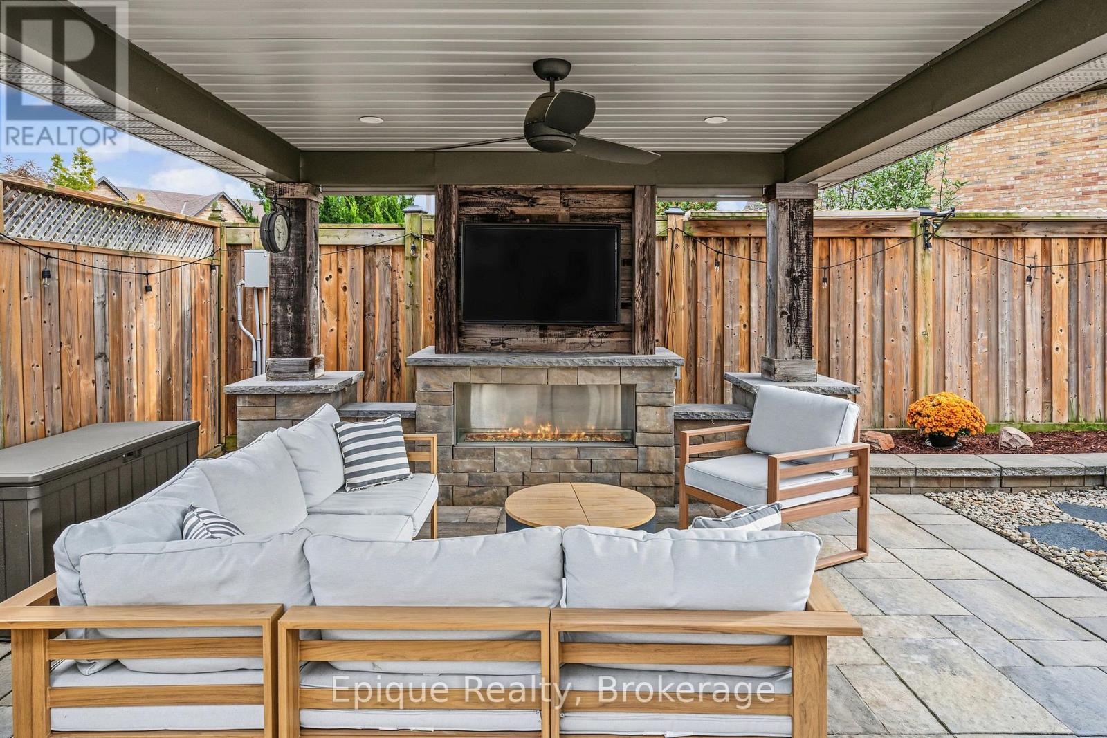 184 Locheed Drive, Hamilton, ON photo 42